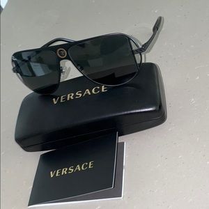 Brand new never worn black Versace sunglasses
